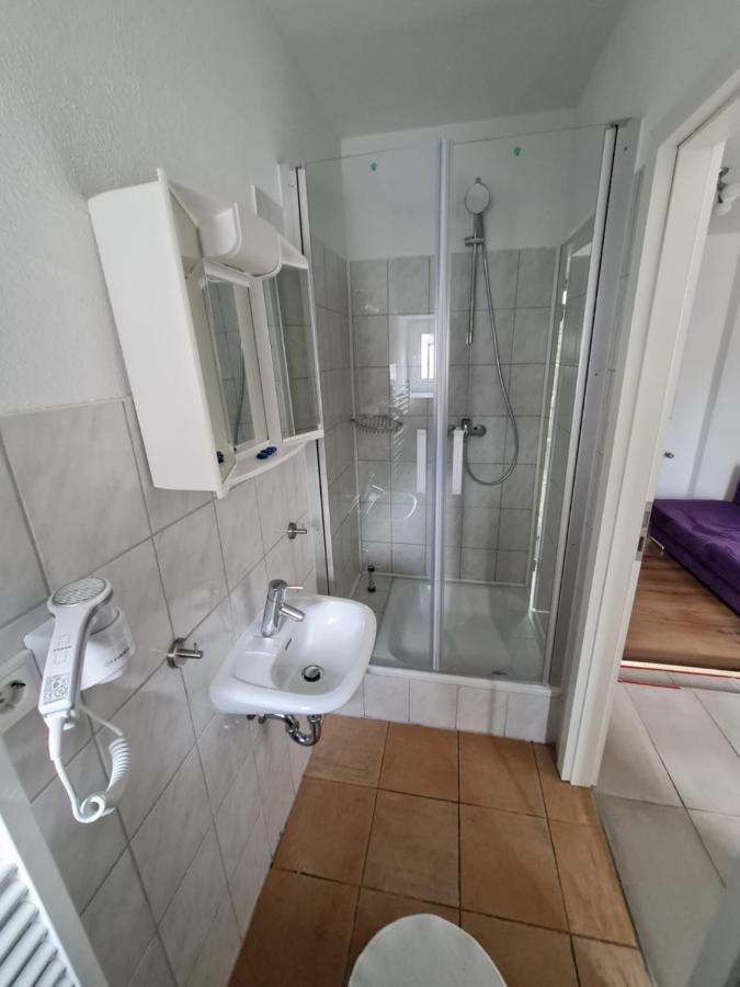 Hotel Zur Seerobbe Куксхавен Екстериор снимка