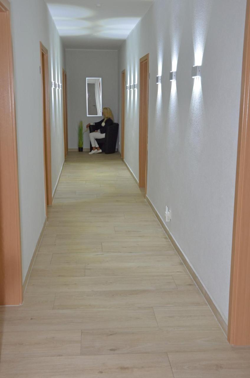 Hotel Zur Seerobbe Куксхавен Екстериор снимка