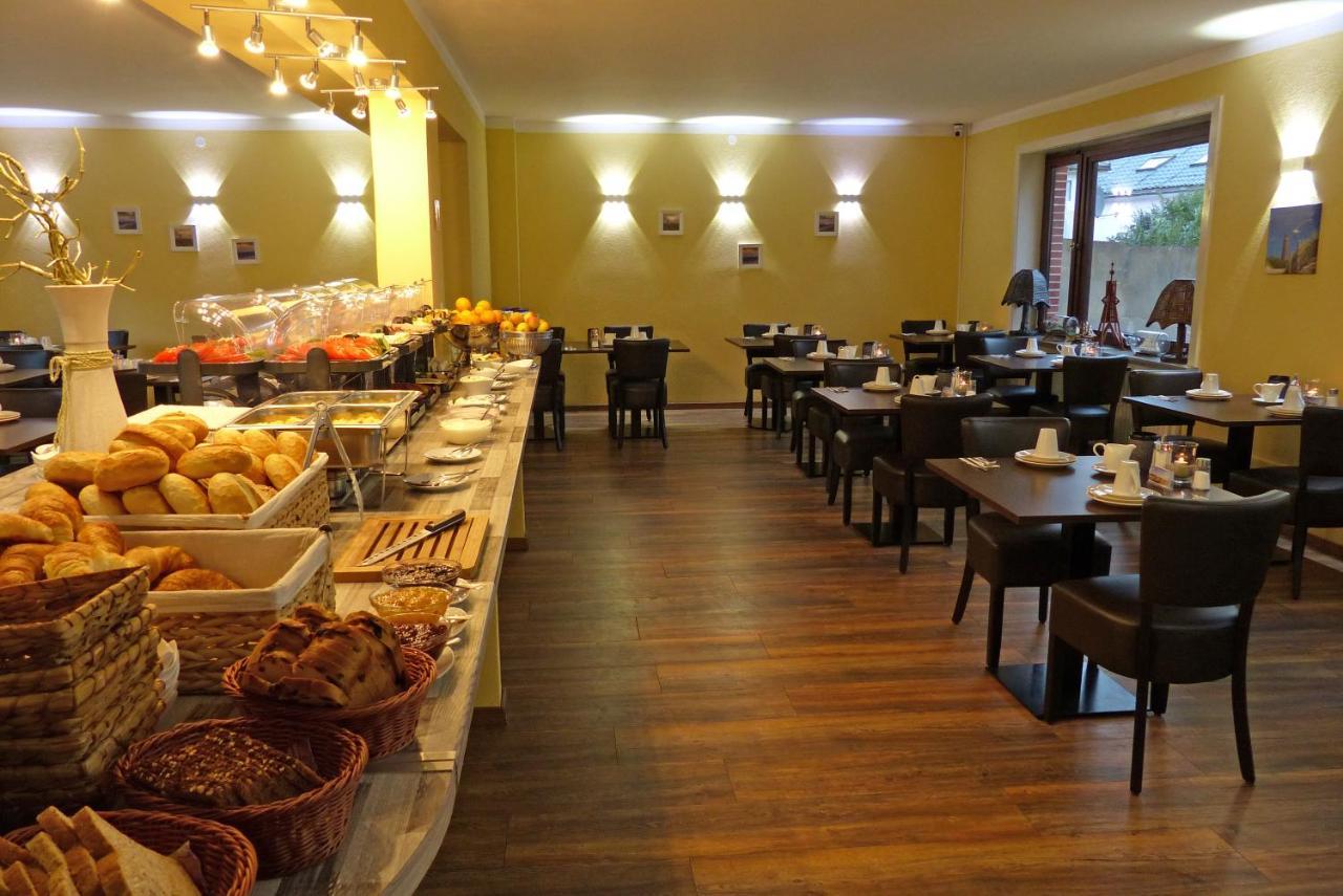 Hotel Zur Seerobbe Куксхавен Екстериор снимка