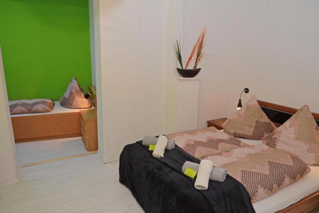 Hotel Zur Seerobbe Куксхавен Екстериор снимка